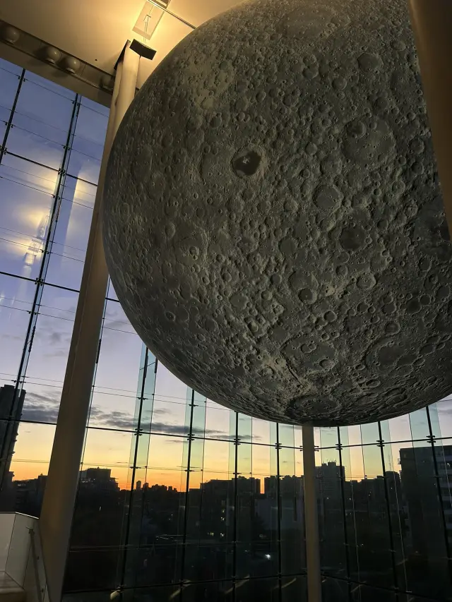 Enjoy a day in Ottawa, the capital of Canada!