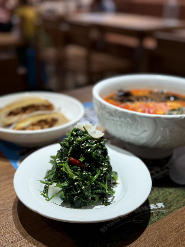 來老碗會·陝西手工面(中心書城店)解鎖雙人超滿足的陝西美食體驗！ 