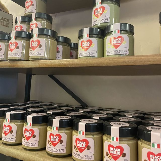 英國曼徹斯特 超多選擇特色甜品店 仲有開心果醬賣