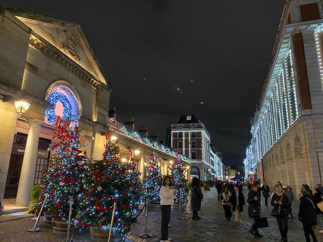 Embracing Christmas Magic at Covent Garden🎄
