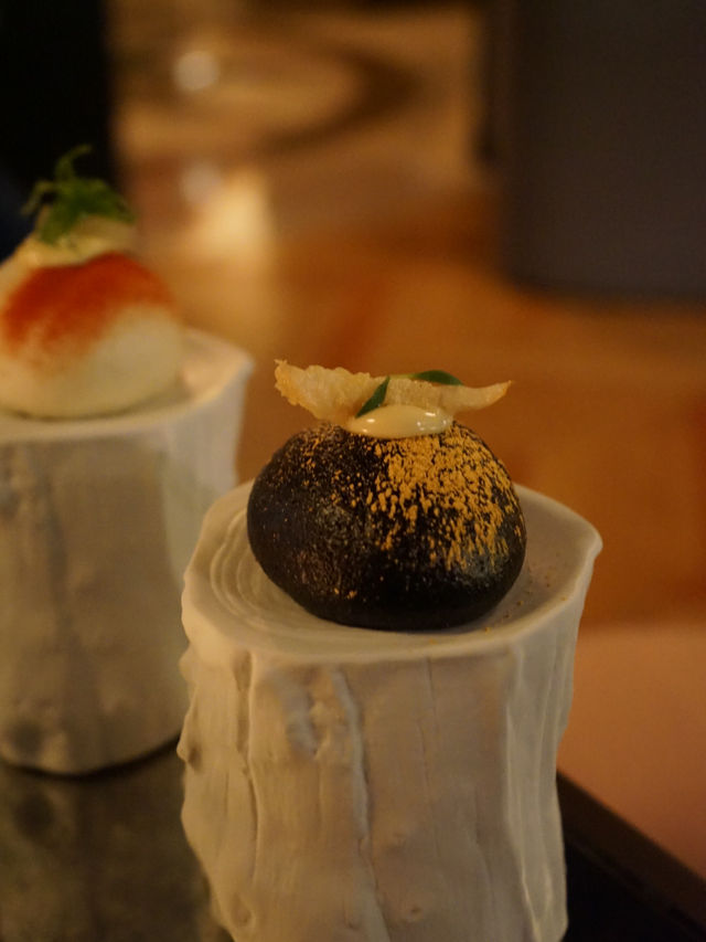 Madrid | The impressive restaurant and bar of Four Seasons 