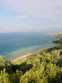 Hydra — No Cars, Just Charm