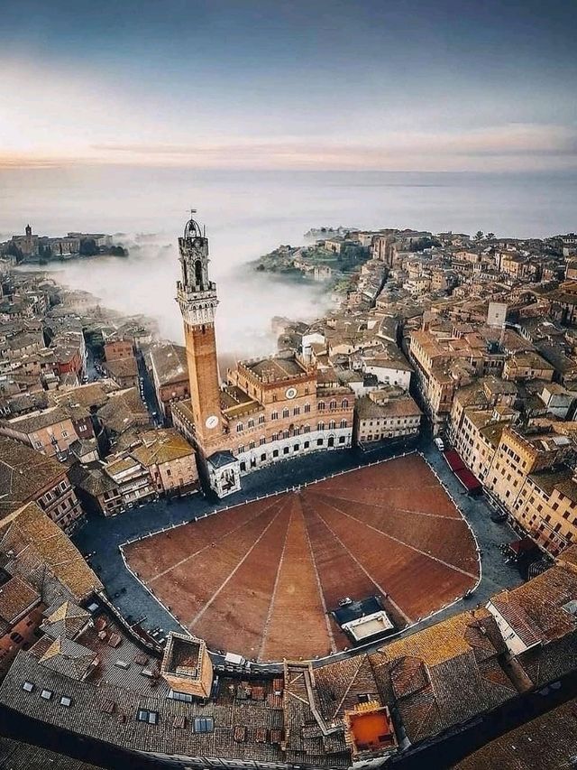 Siena: A Medieval Masterpiece in the Heart of Tuscany