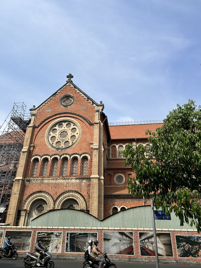 Ho Chi Minh City for $100: 2 Days in a City That Never Stops Moving