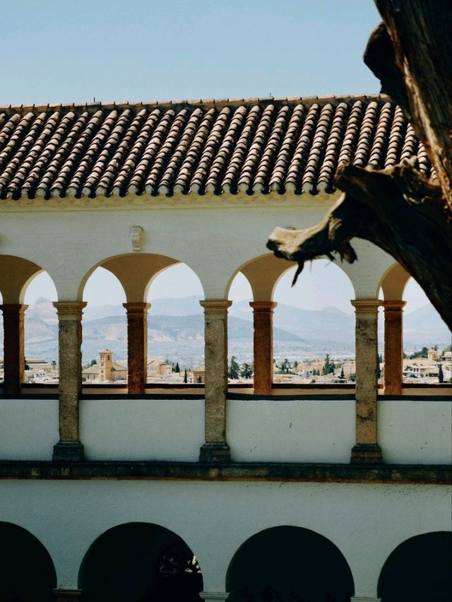 Alhambra: A Dream of Moorish Splendor ✨  