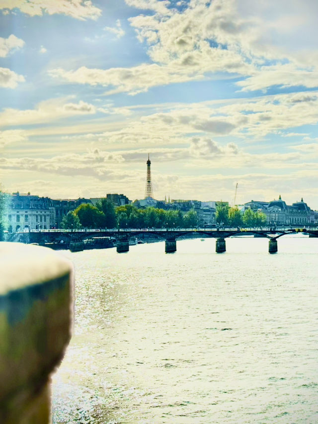 Paris: A Day of Landmarks, Art & Flavour