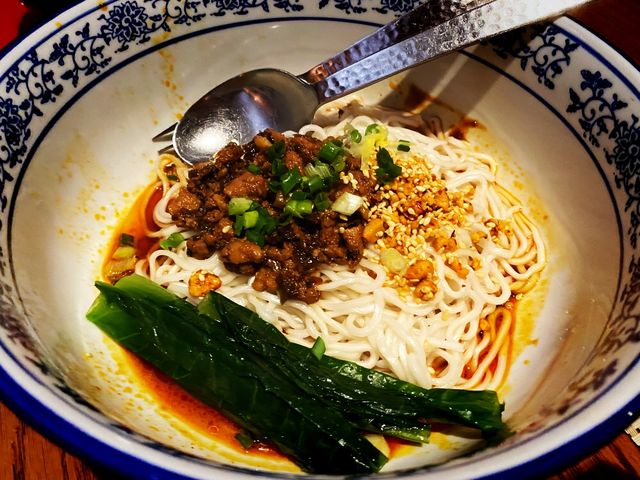 在澳門品味中國北方經典菜餚