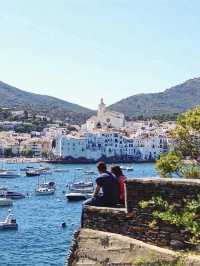 Touring Spain | Cadaqués | Surrealistic Colorful Town