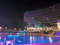 Amazing Infinity Pool Hotel in Pattaya!🇹🇭