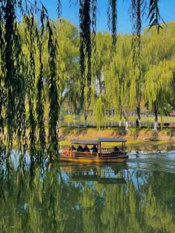 สวนริมน้ำคุณสวยมาก|||