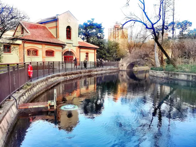 「園」がこのように来たことを知っていますか？上海の閘北は特に一人のために造られた公園です
