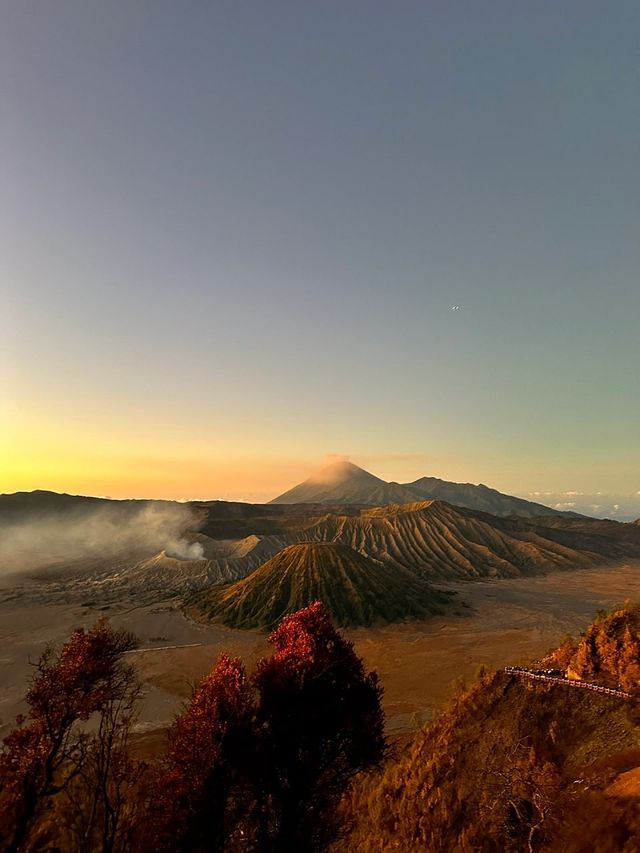 布羅莫火山