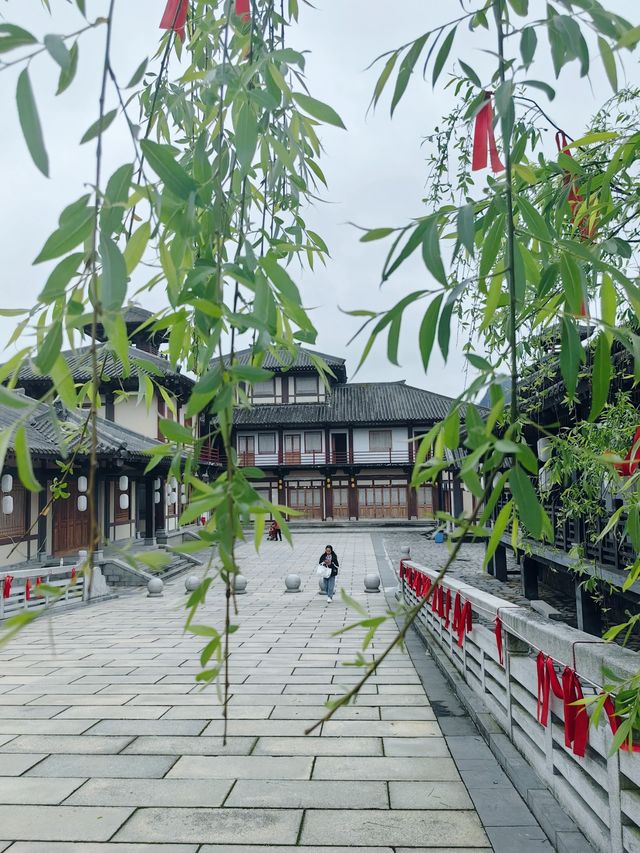 都匀秦漢影視城