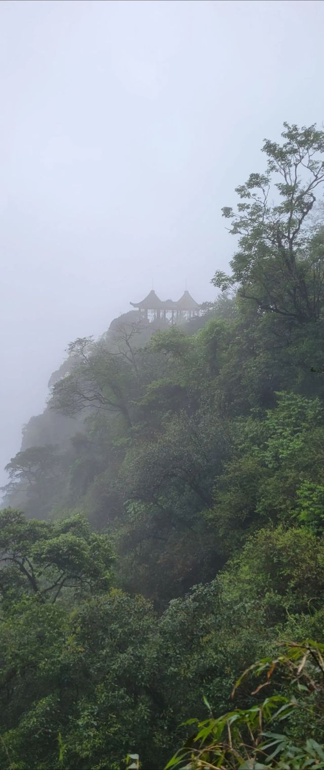 聖堂山