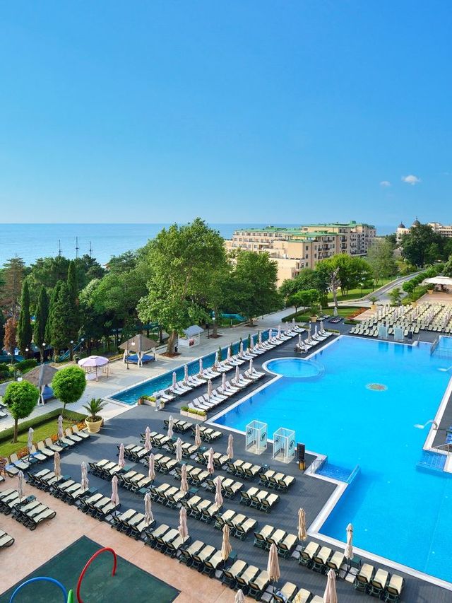 🌟 Varna's Top Stays: Luxury at Melia Grand 🌟