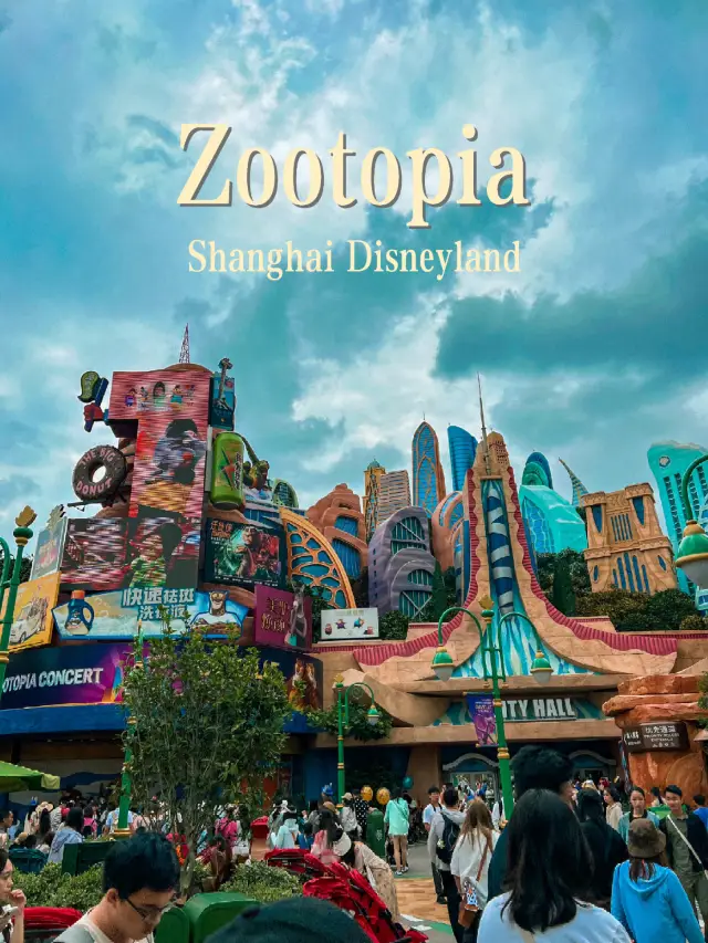 Zootopia is Amazing 🐰🦊 Shanghai Disneyland 🇨🇳