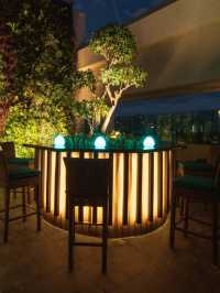 🌟 Manila's Luxury Oasis: Dusit Thani 🌟
