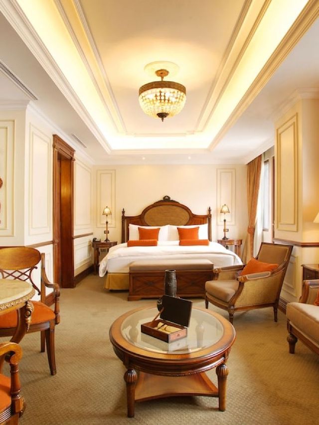 🌟✨ Quito's Finest: Plaza Grande Hotel Highlights ✨🌟