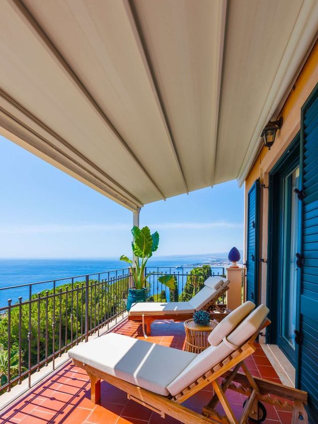 🌟 Sicily's Gem: Taormina's Grand Hotel San Pietro 🌟