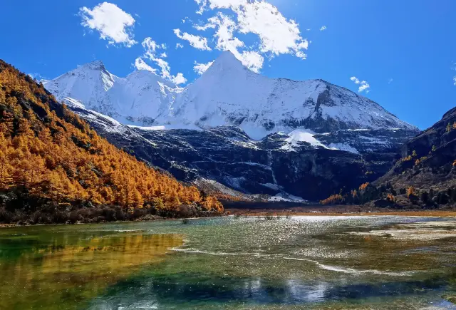Don't foolishly take a long bus ride to Daocheng Yading anymore, get this easy guide now
