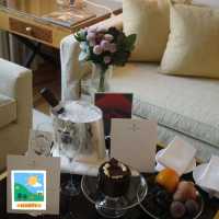 Luxurious Hotel surrounded by all luxurious stores in Milan 
