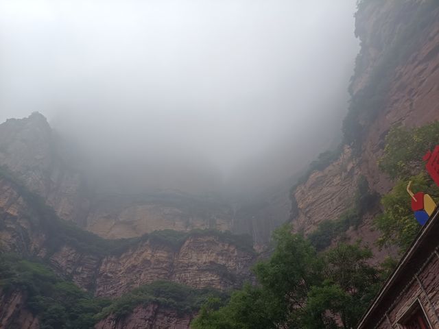 隱藏於太行山的美麗大山-太行大峽谷桃花谷。