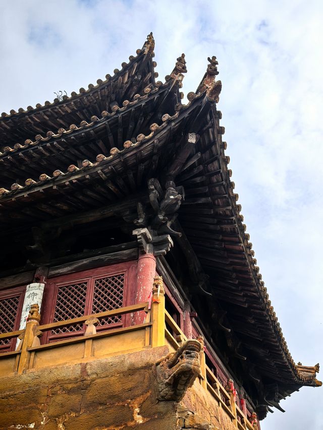 風穴寺懸鐘閣。