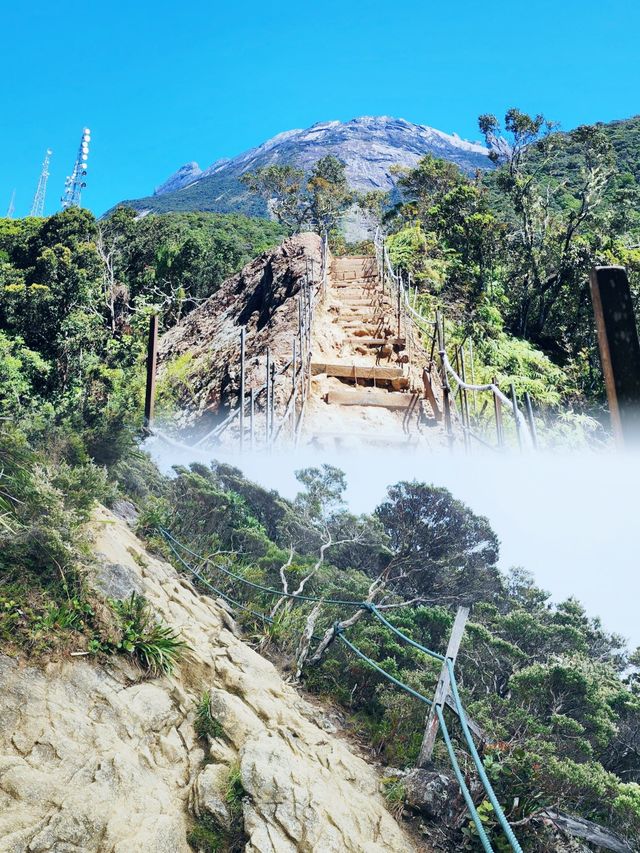 哥打京那巴魯神山遊玩攻略