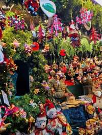 Edinburgh's Christmas Market: A Must-Visit in the UK