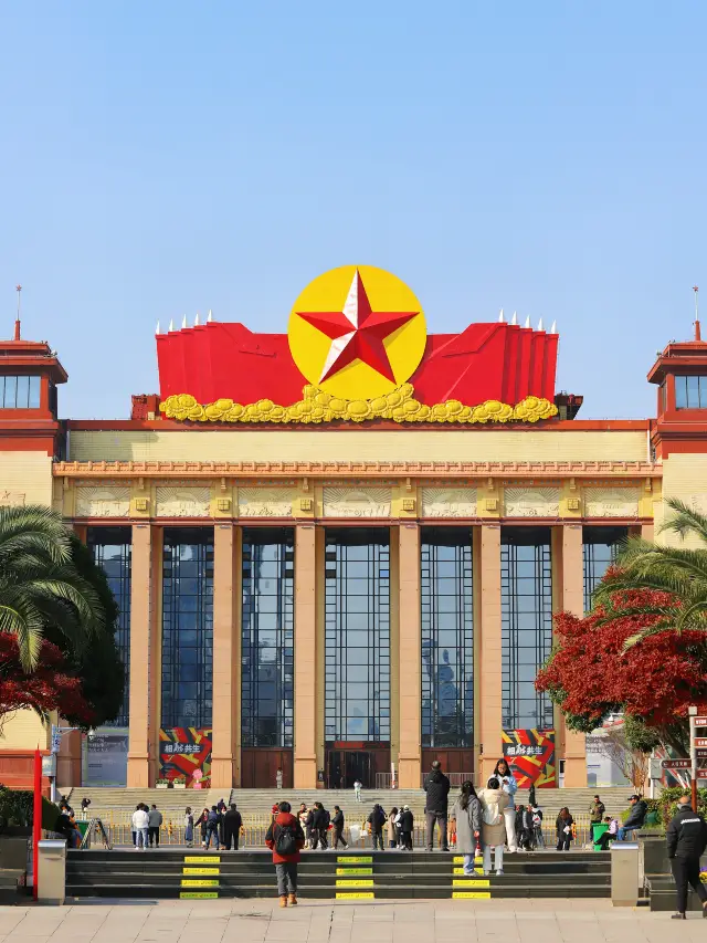 Bayi Square in Nanchang is a must-visit spot for taking photos. 