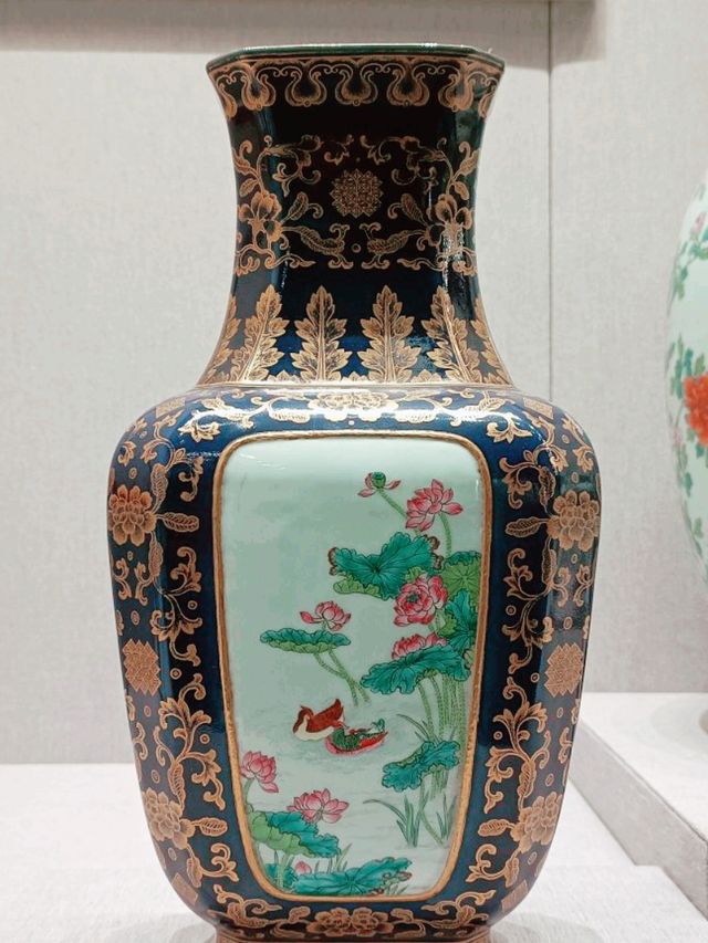 Manchester Museum's Chinese Cultural Exhibitions: A Bridge Between Cultures