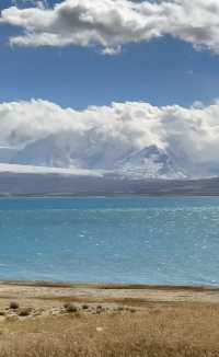 聖湖佩枯錯