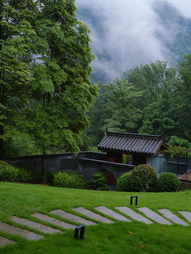 躲進山野秘境｜都市逃兵的隱居實錄