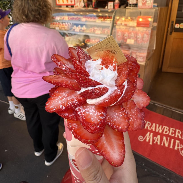 救命！大阪心齋橋這家草莓甜點店直接封神🍓