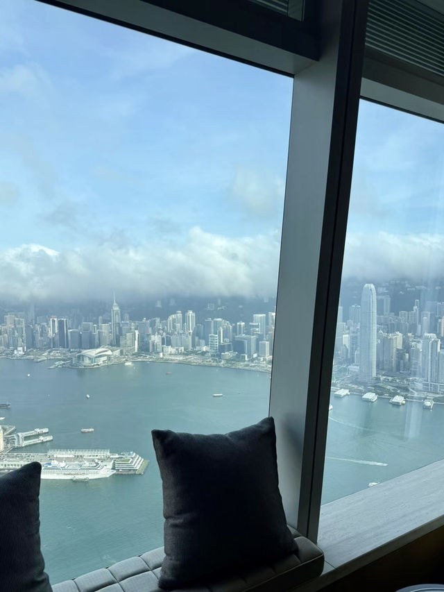 雲端裡的親子日記｜香港麗思卡爾頓酒店