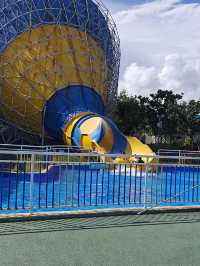 夏季嚟中海黃金海岸水上樂園玩水啦啦！