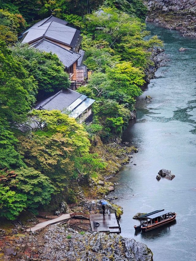 京都嵐月：住進十年前的嵐山雨夜  
早早離開大阪，昨日落雨，於是取消咗奈良之行，同第一次嚟京都一樣，