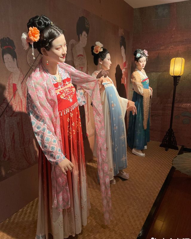 有點藝思蠟像藝術館：一場穿越時空的藝術奇遇！