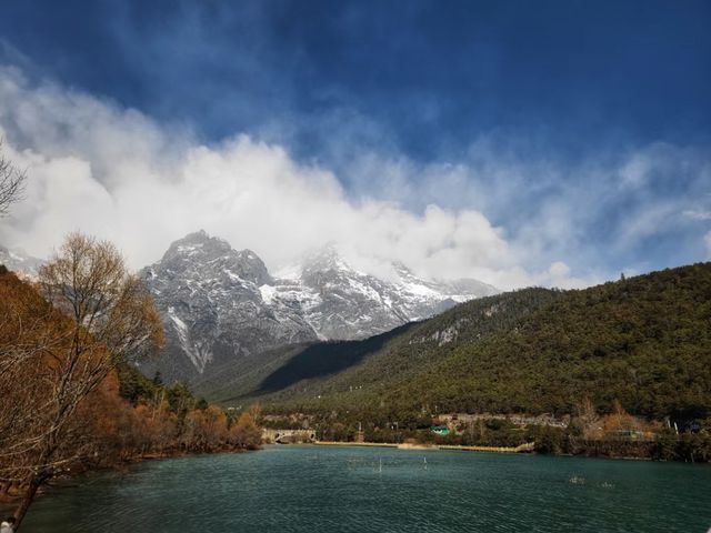爆讚！玉龍雪山藍月谷10年對比驚豔所有人