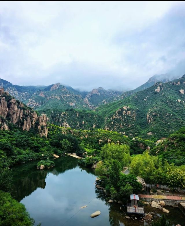 秦皇島冰塘峪長城風景區陰雨天也超美的仙境！