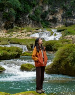 구이저우 깊은 산속 비경, 시간에 잊혀진 3백만 년 빙하 포트홀 경이로운 풍경