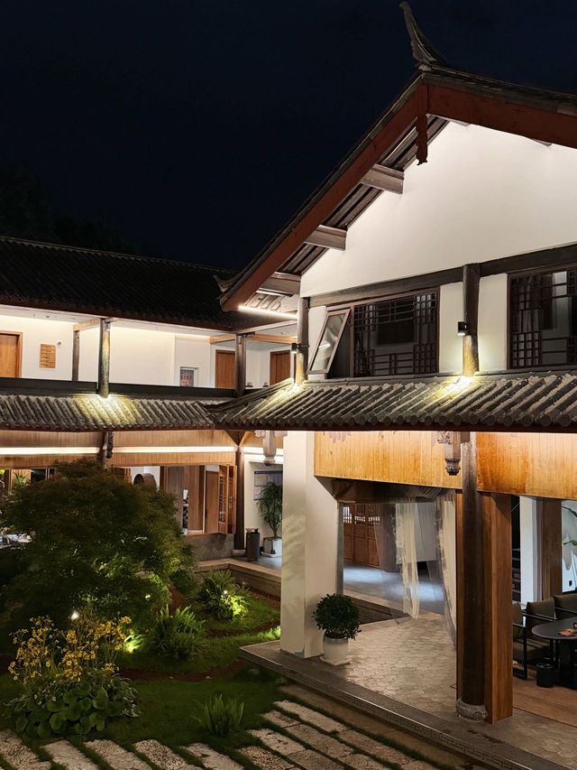 麗江 | 住進古鎮邊上的宋式美學酒店🪵