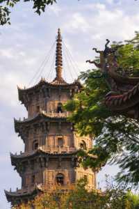 泉州漫遊｜古城小巷裡，邂逅東西塔的N種模樣