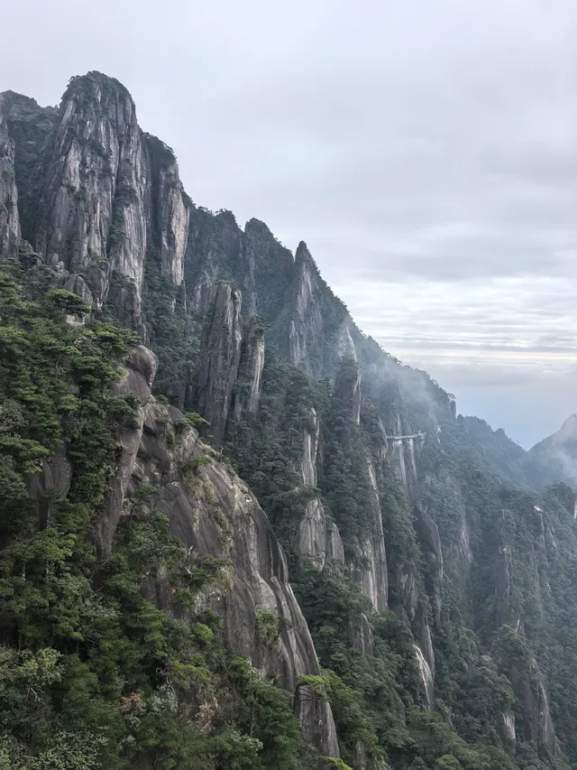 千萬別讓婺源的美遮住三清山的仙氣與靈韻