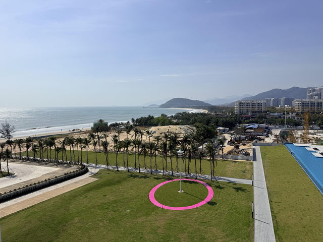 洲際旗下「神州半島假日度假酒店」開業即頂流,50米直達黃金海 洲際旗下「神州半島假日度假酒店」開業即頂流,50米直達黃金海