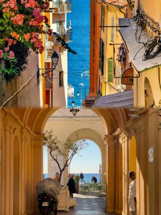 Romantic South France Trip: Nice & Menton Double Festival Celebration Guide