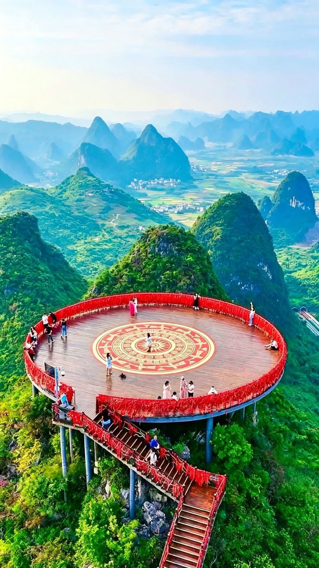 Điểm đến bí mật mới nổi tiếng trên mạng của Dương Sóc! Mang biển mây Kanas đến Quế Lâm.