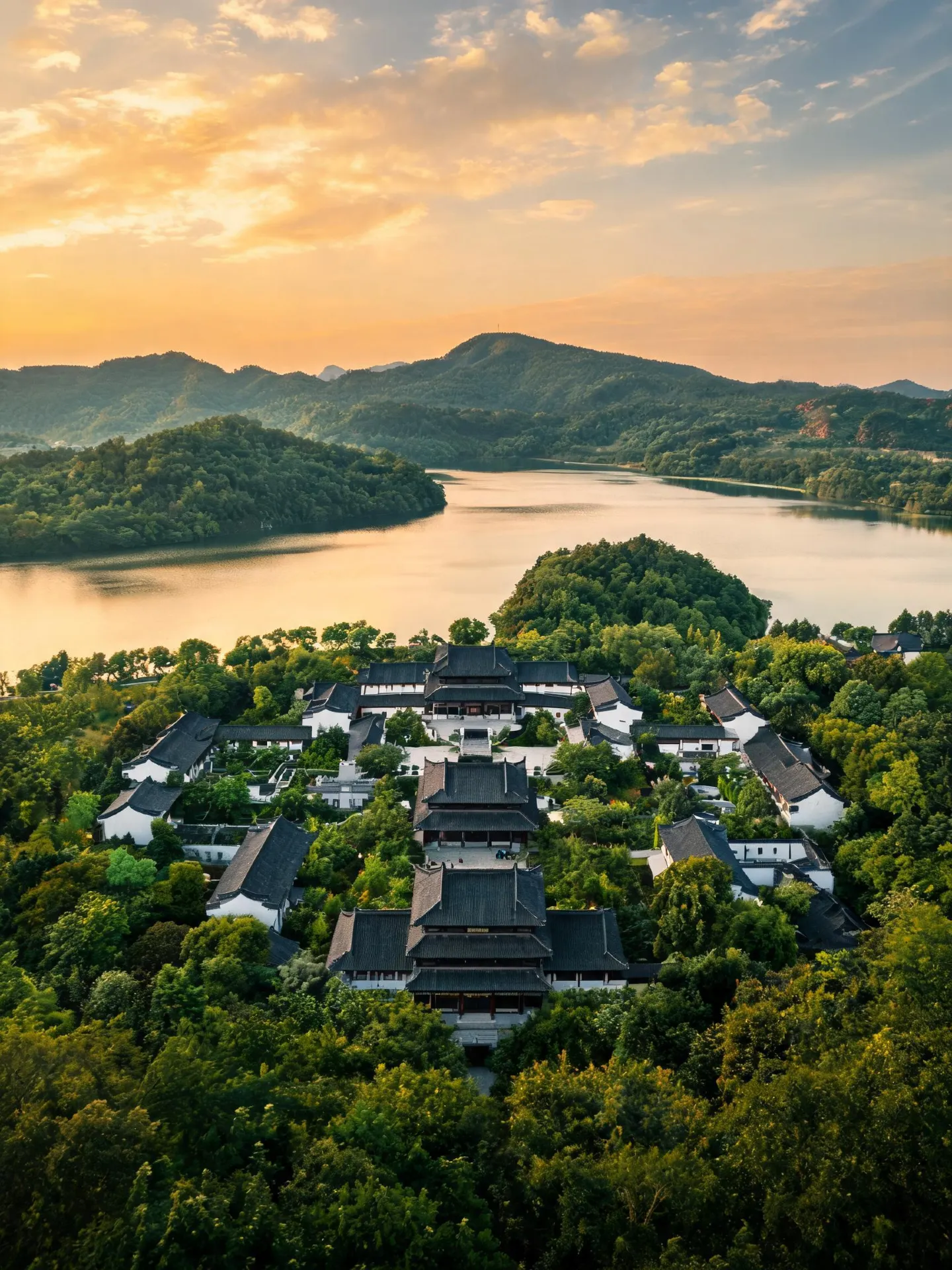 Explore Li Shizhen's Hometown in Qichun, Hubei