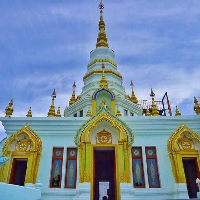 วัดแสนสุข วัดสวยชลบุรี