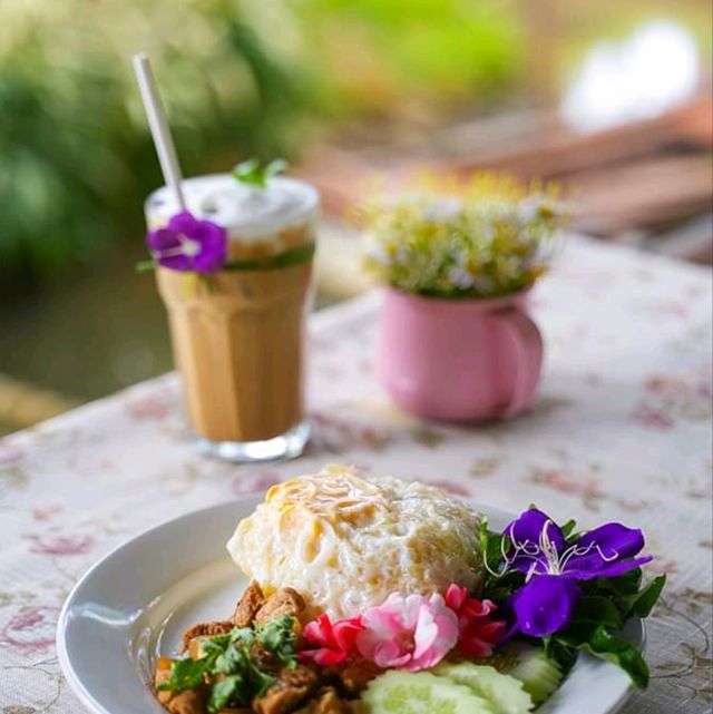 บ้านไร่ไออรุณ จ.ระนอง